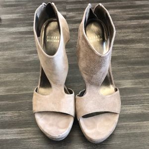 Stuart Weitzman Taupe Peep Toe Heels size 9